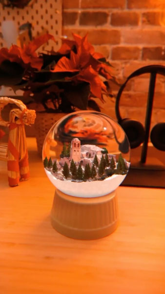 Snow Globe Transition